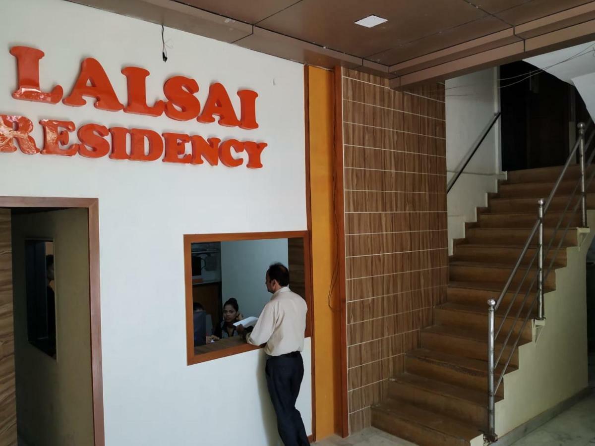 Lalsai Residency Andheri Mumbai Ngoại thất bức ảnh